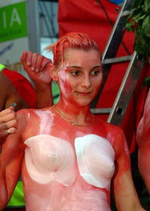 Hot carnaval pictures, almost naked