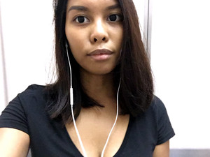 Sevimli Asyalı kız blogger Singapur