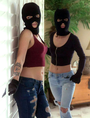 Two young thieves Karla Kush and Ruby